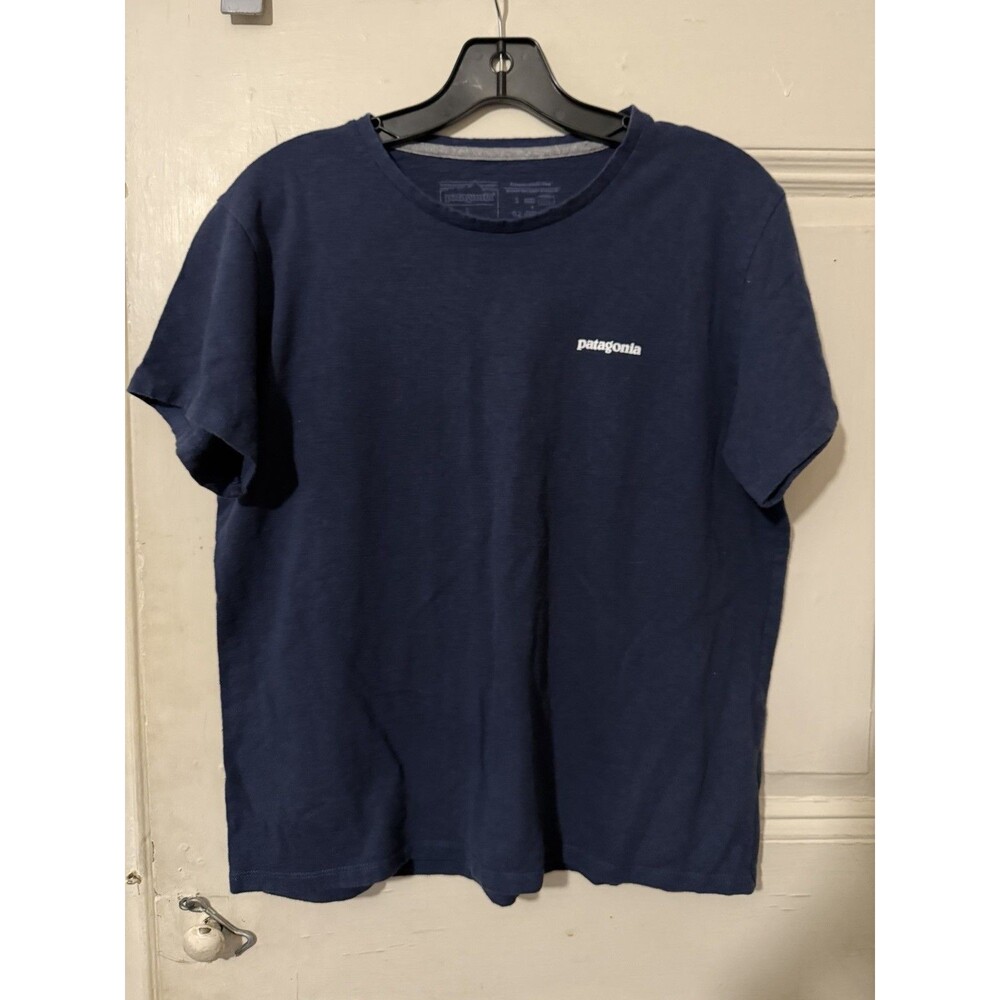 Patagonia Women’s Large Navy Fitz Roy Logo Responsibili-Tee Graphic T Shirt